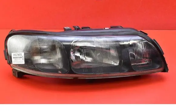 Volvo S60 Headlight/headlamp