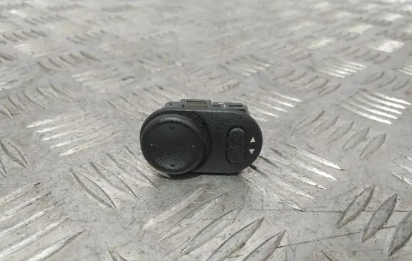 Opel Zafira A Wing mirror switch 09226861