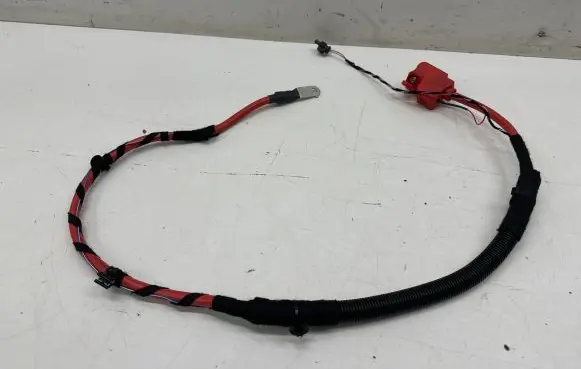 Mercedes-Benz C W206 Positive cable (battery)