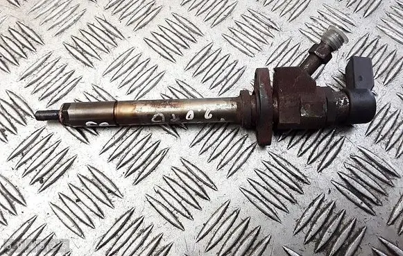Volvo V50 Fuel injector 9647247280