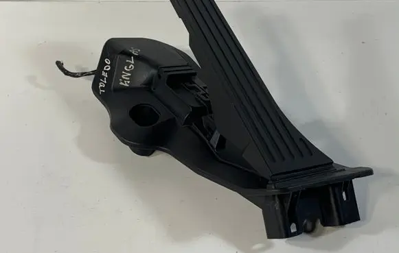 Seat Toledo III (5P) Accelerator throttle pedal 1K2723503K
