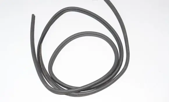 BMW 5 GT F07 Trunk rubber seal (body) 7200542 7237488 51767237488