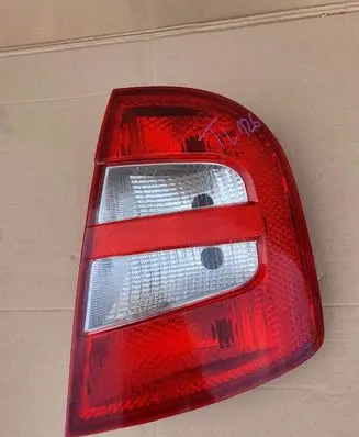 Skoda Fabia Mk1 (6Y) Rear/tail lights 6Y6945096