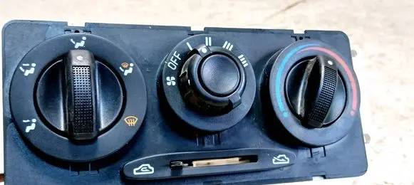 KIA Rio Climate control unit XDPA