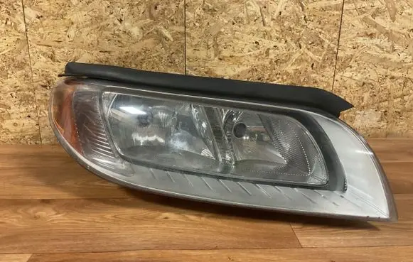 Volvo V70 Headlight/headlamp 31214352 6330200001