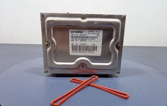 Cadillac DeVille Engine control unit/module ECU 12573650