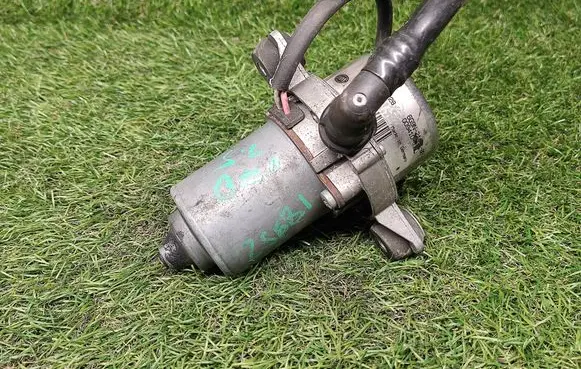 Volvo V70 Vacuum pump 6G9N2A451BB 00941001