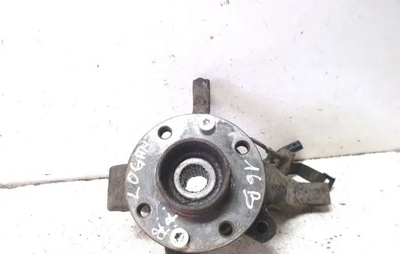 Dacia Logan I Front wheel hub 