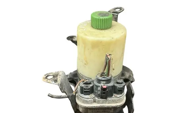 Audi A1 Power steering pump 6R0423156B 6R1423051AE