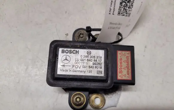 Mercedes-Benz A W168 ESP acceleration yaw rate sensor 0265005219 LU0015404417 0001111