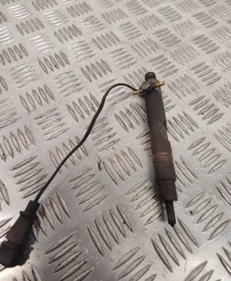 Volvo S80 Fuel injector 074130203A