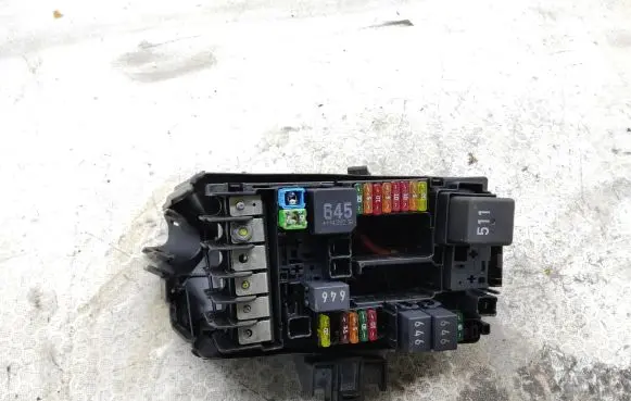 Skoda Octavia Mk3 (5E) Fuse module 5Q0937125B 16820GF100