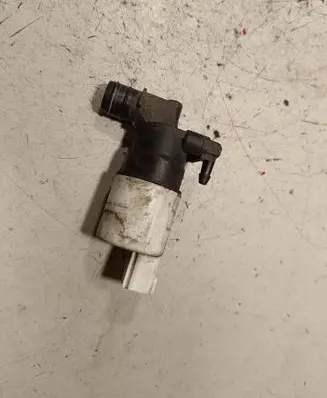 Jaguar XF X260 Windscreen/windshield washer pump BK2117K624BA
