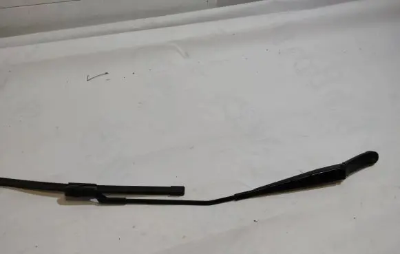 Skoda Fabia Mk3 (NJ) Front wiper blade arm 6V1955410A