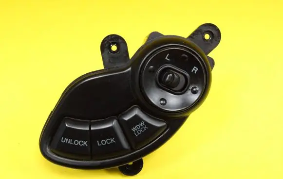 Hyundai Santa Fe Wing mirror switch 9353026000 9353026020