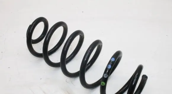 Audi Q7 4L Rear coil spring