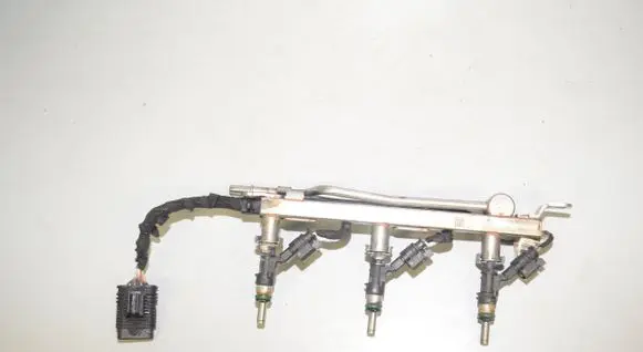 BMW 2 Active Tourer U06 Fuel main line pipe 5A13102 8483304 13535A13102