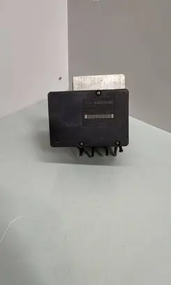 Volvo V70 ABS Pump 30714956 P30714952 10092504113