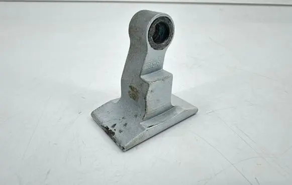 BMW 3 F30 F35 F31 Front door upper hinge 7246065
