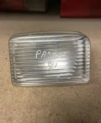 Volkswagen PASSAT B2 Front fog light 130181 13017900