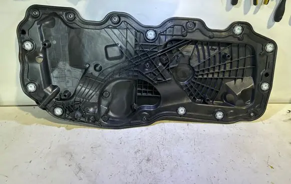 BMW 4 G22 G23 G24 G26 Other front door trim element 7491357 5148 21885810
