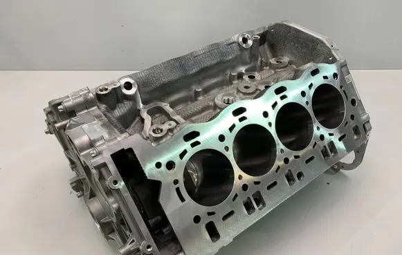 BMW M5 F90 Engine block 8093293