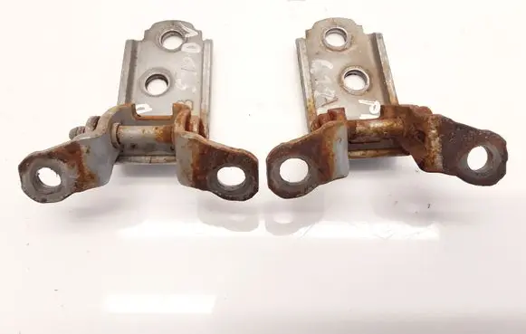 Front door hinge set