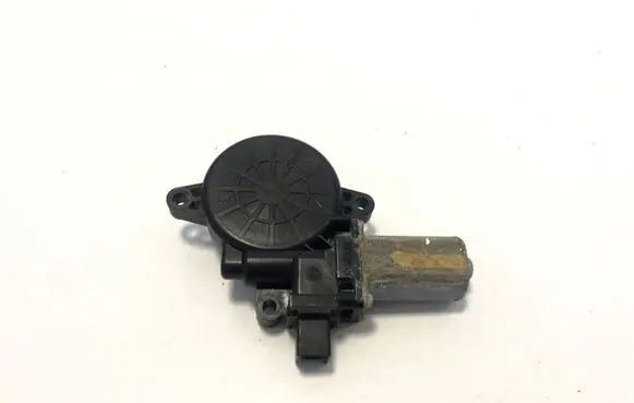 Mazda 3 II Rear door window regulator motor D6515958X