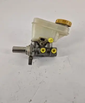Subaru XV Master brake cylinder