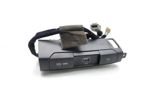 KIA Niro USB socket connector 84632Q4910 96126Q4200