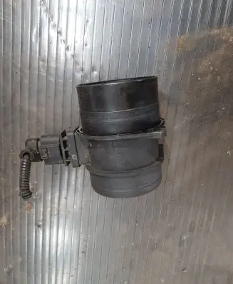 Audi A4 S4 B8 8K Mass air flow meter F00C2G7046