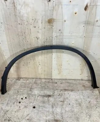 BMW X6 E71 Front arch trim 7176235 51777176235