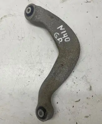 Rear control arm