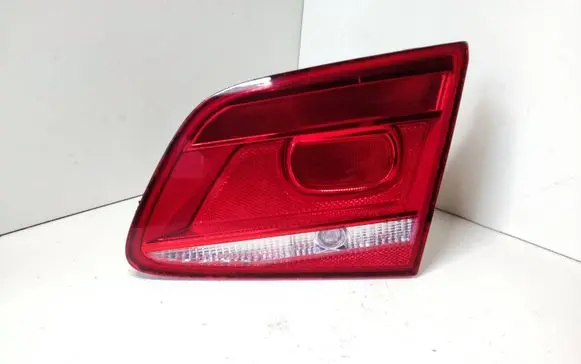 Volkswagen PASSAT B7 Tailgate rear/tail lights 3AE945094J