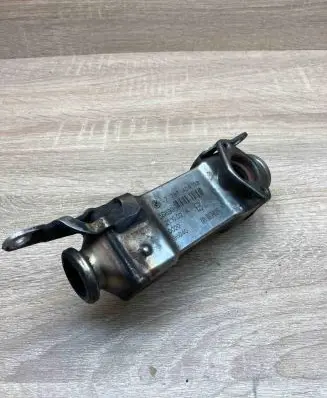 BMW 5 E39 EGR valve cooler 7787404 56699