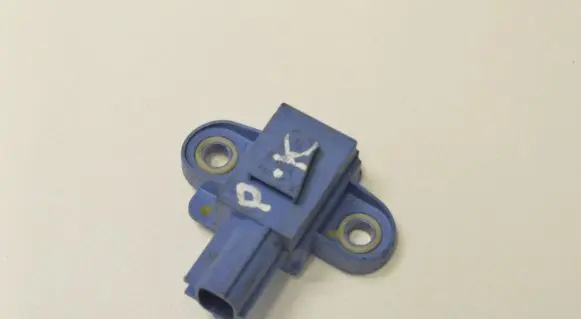 Volkswagen Jetta V Airbag deployment crash/impact sensor 1K0955557A