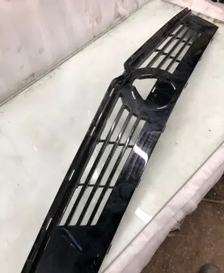 Opel Astra L Front bumper upper radiator grill 9839640080