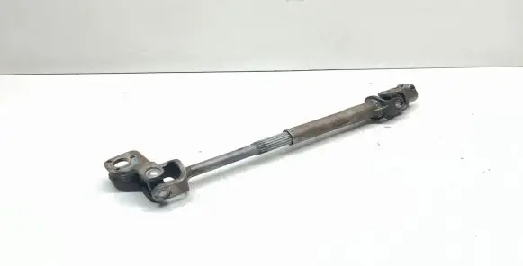 Nissan Qashqai+2 Steering column universal joint