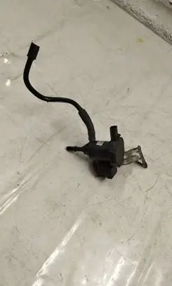 Mercedes-Benz S W222 Vacuum valve A2224700193