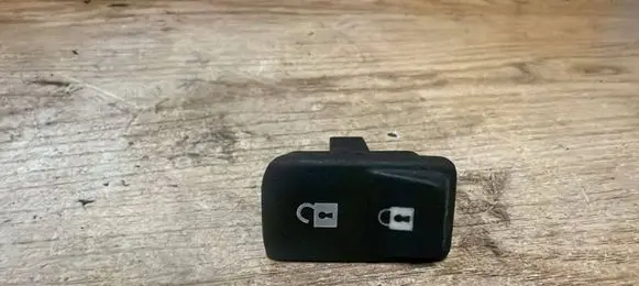Volvo V50 Central locking switch button 30669957