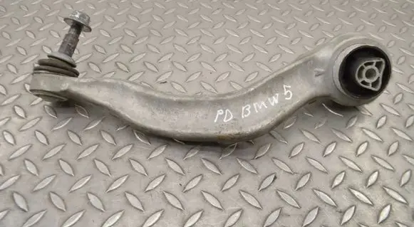 BMW 5 G30 G31 G38 Front lower control arm/wishbone 686162