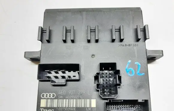 Audi A8 S8 D3 4E Light module LCM 4E0907279L