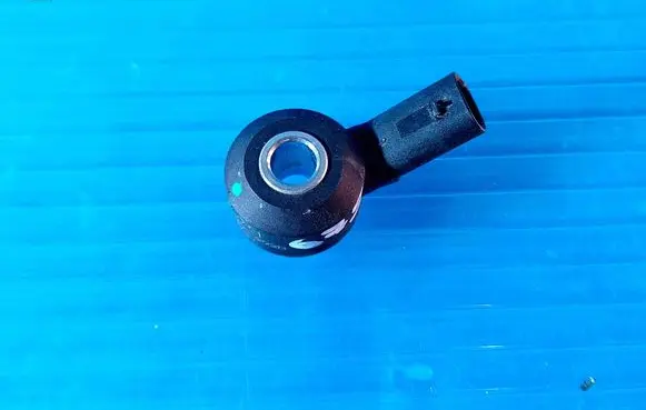 LEVC TX Detonation knock sensor 31370761