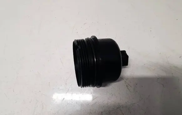 Opel Meriva A Oil filter cover