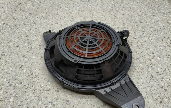 Audi A5 Subwoofer speaker 8W6035412A UA718817 90026000598