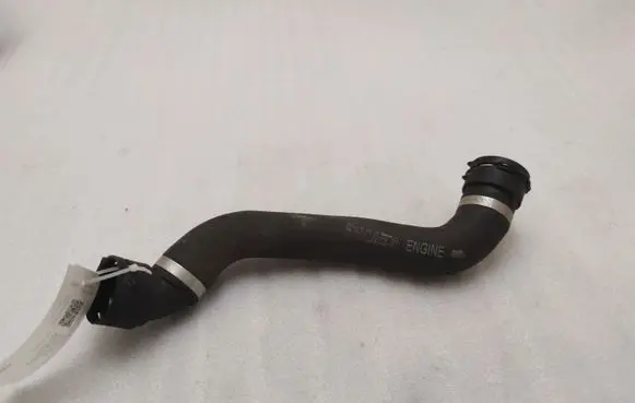 Mercedes-Benz C W205 Engine coolant pipe/hose A2055013182