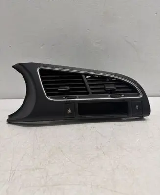 Peugeot 3008 I Dash center air vent grill 9685023677