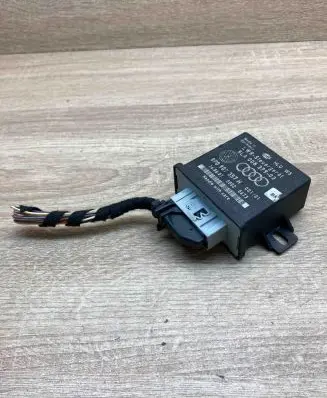 Audi A6 S6 C6 4F Light module LCM 8P0907357H 5LA00837903