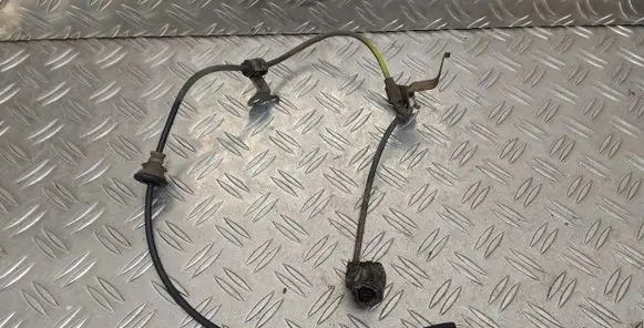 Toyota Yaris Rear ABS sensor wiring 