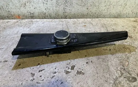 BMW 4 F32 F33 Head unit multimedia control 9332285 19226310 901600020010